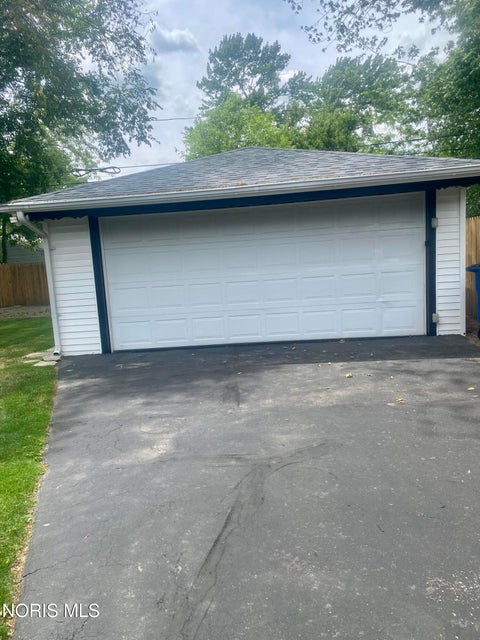 Tiny photo for 4705 Luann Avenue, Toledo, OH 43623 (MLS # 10009334)