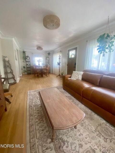 Tiny photo for 4705 Luann Avenue, Toledo, OH 43623 (MLS # 10009334)