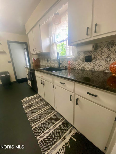 Tiny photo for 4705 Luann Avenue, Toledo, OH 43623 (MLS # 10009334)