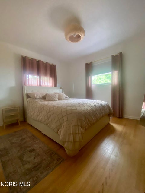 Tiny photo for 4705 Luann Avenue, Toledo, OH 43623 (MLS # 10009334)