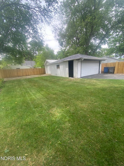 Tiny photo for 4705 Luann Avenue, Toledo, OH 43623 (MLS # 10009334)