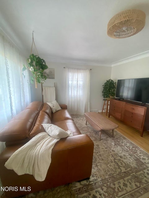 Tiny photo for 4705 Luann Avenue, Toledo, OH 43623 (MLS # 10009334)