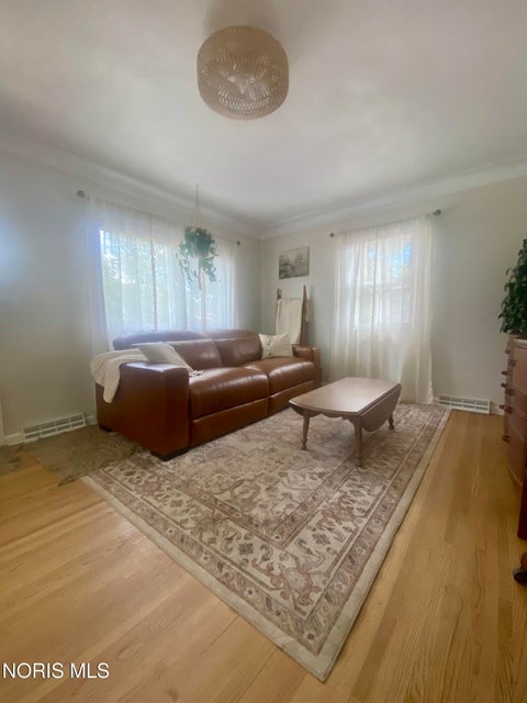 Tiny photo for 4705 Luann Avenue, Toledo, OH 43623 (MLS # 10009334)
