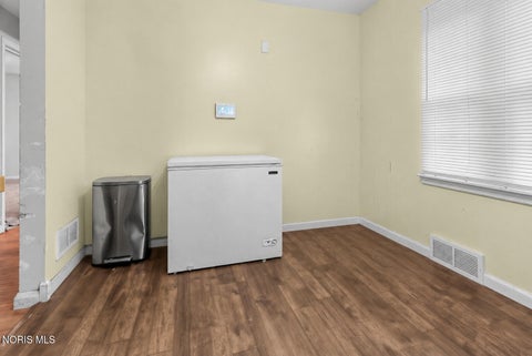 Tiny photo for 931 Eton Road, Toledo, OH 43615 (MLS # 10014631)
