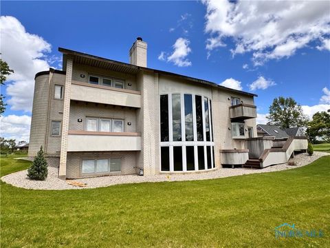 Tiny photo for 322 Dublin Lane, Bryan, OH 43506 (MLS # 10004426)