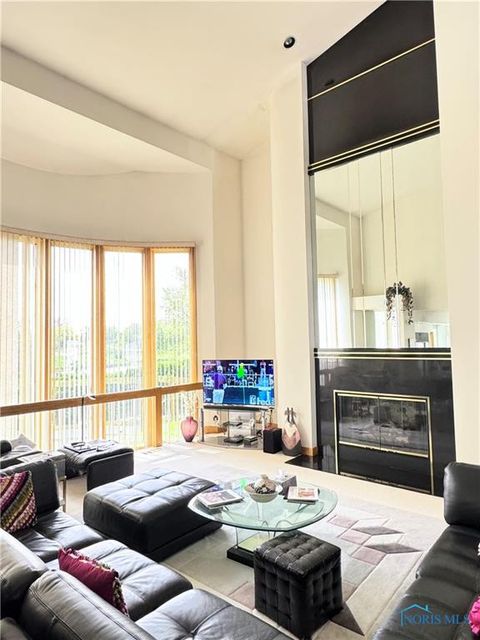 Tiny photo for 322 Dublin Lane, Bryan, OH 43506 (MLS # 10004426)