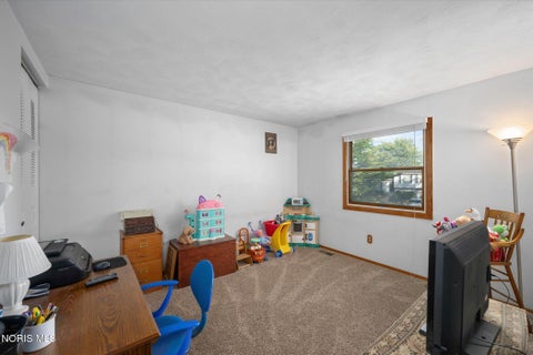 Tiny photo for 150 Birchdale Road, Perrysburg, OH 43551 (MLS # 10012457)