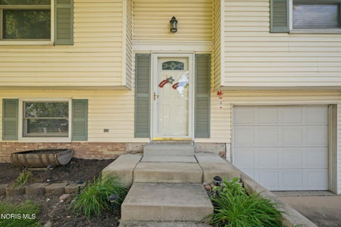Tiny photo for 150 Birchdale Road, Perrysburg, OH 43551 (MLS # 10012457)