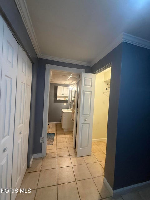 Tiny photo for 2114 Arlington Avenue, Toledo, OH 43609 (MLS # 10013810)
