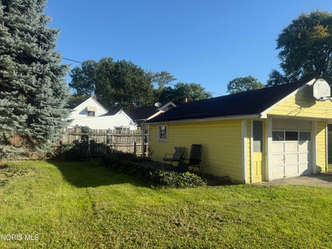 Tiny photo for 2114 Arlington Avenue, Toledo, OH 43609 (MLS # 10013810)