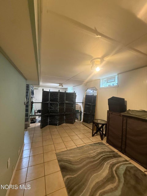 Tiny photo for 2114 Arlington Avenue, Toledo, OH 43609 (MLS # 10013810)