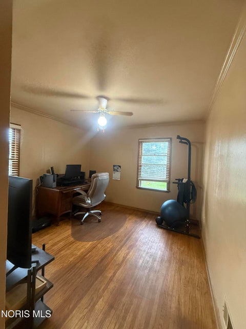 Tiny photo for 2114 Arlington Avenue, Toledo, OH 43609 (MLS # 10013810)
