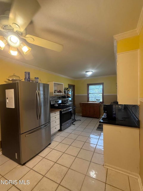 Tiny photo for 2114 Arlington Avenue, Toledo, OH 43609 (MLS # 10013810)