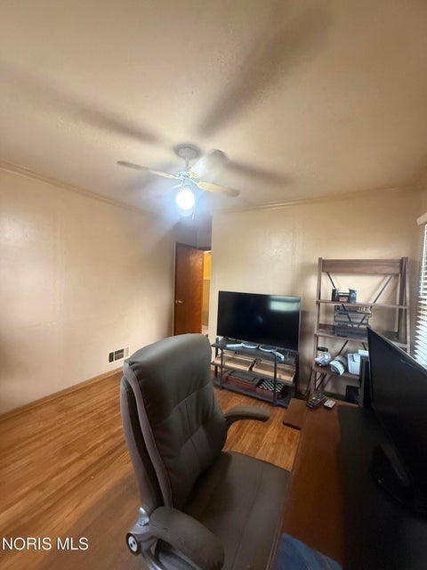 Tiny photo for 2114 Arlington Avenue, Toledo, OH 43609 (MLS # 10013810)