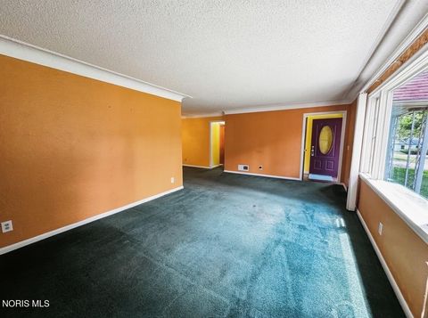 Tiny photo for 5138 Marybrook Drive, Toledo, OH 43615 (MLS # 10009781)