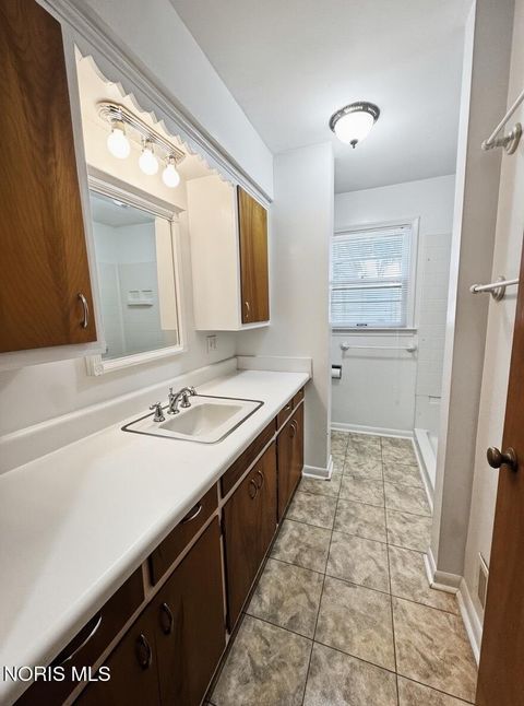 Tiny photo for 5138 Marybrook Drive, Toledo, OH 43615 (MLS # 10009781)
