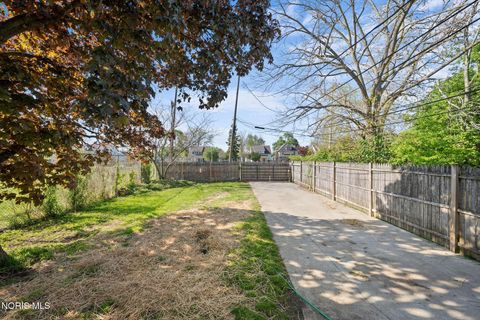 Tiny photo for 343 Melrose Avenue, Toledo, OH 43610 (MLS # 10007494)