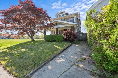 Tiny photo for 343 Melrose Avenue, Toledo, OH 43610 (MLS # 10007494)