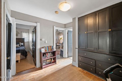 Tiny photo for 343 Melrose Avenue, Toledo, OH 43610 (MLS # 10007494)