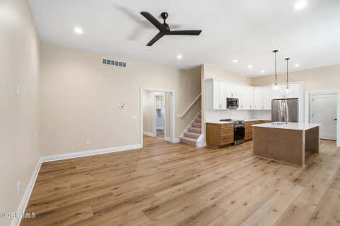 Tiny photo for 550 Monroe Court, Bowling Green, OH 43402 (MLS # 10009105)