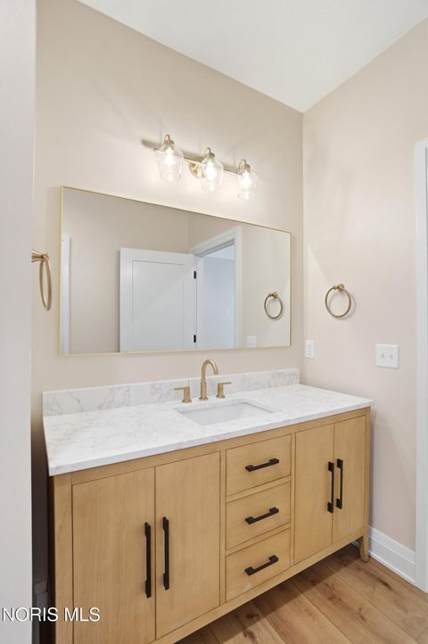 Tiny photo for 550 Monroe Court, Bowling Green, OH 43402 (MLS # 10009105)