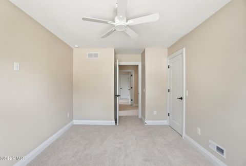 Tiny photo for 550 Monroe Court, Bowling Green, OH 43402 (MLS # 10009105)