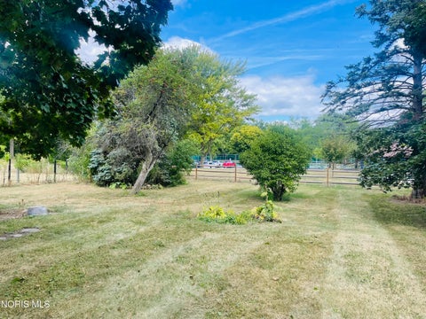 Tiny photo for 502 Elm Street, Waterville, OH 43566 (MLS # 10013990)