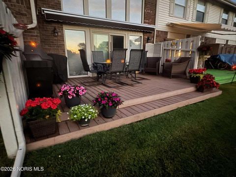 Tiny photo for 6818 Fenwyck Road # 6, Maumee, OH 43537 (MLS # 10003984)