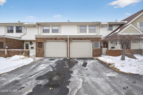 Tiny photo for 6818 Fenwyck Road # 6, Maumee, OH 43537 (MLS # 10003984)