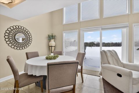 Tiny photo for 6818 Fenwyck Road # 6, Maumee, OH 43537 (MLS # 10003984)