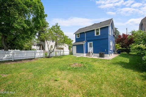Tiny photo for 421 Columbus Street, Toledo, OH 43611 (MLS # 10009067)