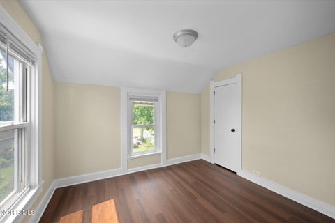 Tiny photo for 421 Columbus Street, Toledo, OH 43611 (MLS # 10009067)
