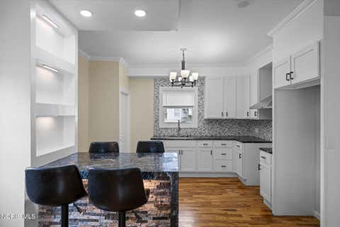Tiny photo for 421 Columbus Street, Toledo, OH 43611 (MLS # 10009067)