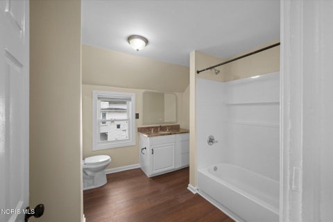 Tiny photo for 421 Columbus Street, Toledo, OH 43611 (MLS # 10009067)