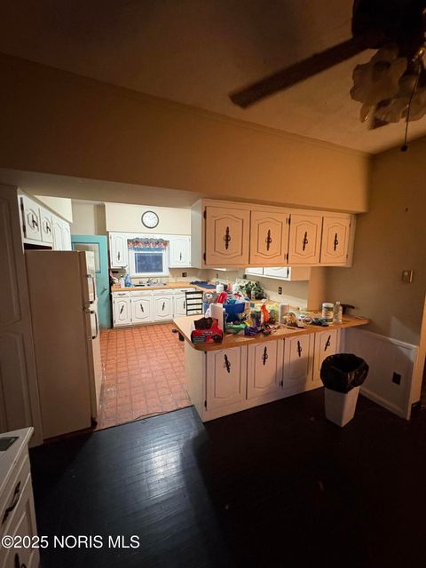Tiny photo for 403 W Sugar Street, Leipsic, OH 45856 (MLS # 10000403)