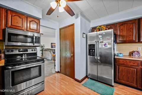 Tiny photo for 657 Appian Avenue, Napoleon, OH 43545 (MLS # 10006640)