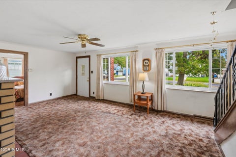 Tiny photo for 2419 Bucklew Dr DR, Toledo, OH 43613 (MLS # 10014841)