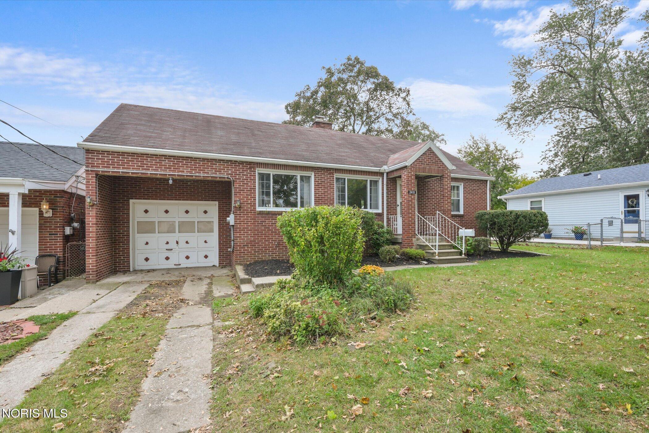 2419 Bucklew Dr