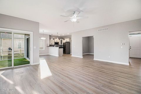 Tiny photo for 2354 Goldenrod Lane, Perrysburg, OH 43551 (MLS # 10005289)