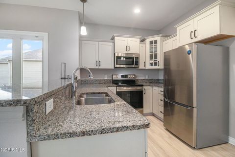 Tiny photo for 2354 Goldenrod Lane, Perrysburg, OH 43551 (MLS # 10005289)