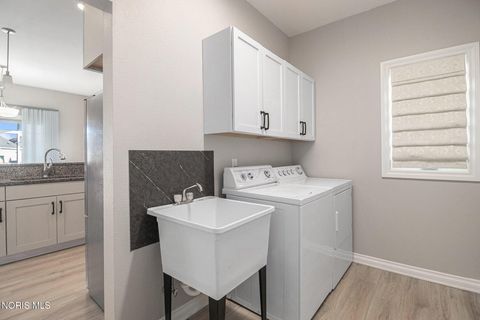 Tiny photo for 2354 Goldenrod Lane, Perrysburg, OH 43551 (MLS # 10005289)