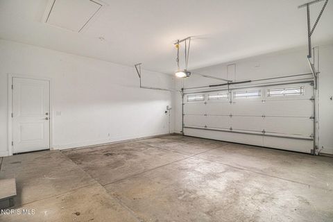 Tiny photo for 2354 Goldenrod Lane, Perrysburg, OH 43551 (MLS # 10005289)