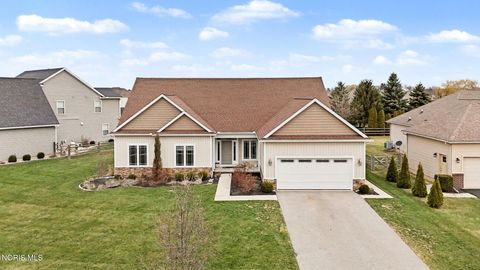 Photo of 2354 Goldenrod Lane, Perrysburg, OH 43551 (MLS # 10005289)