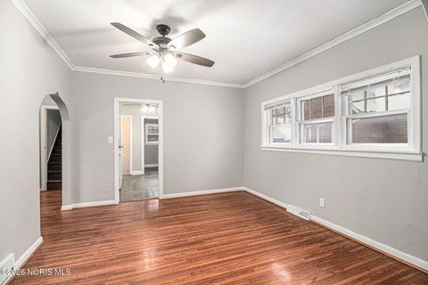 Tiny photo for 4705 W Bancroft Street, Toledo, OH 43615 (MLS # 10003243)