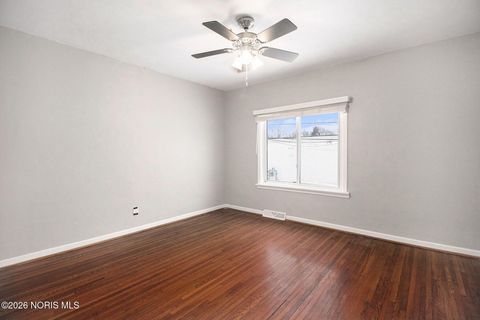 Tiny photo for 4705 W Bancroft Street, Toledo, OH 43615 (MLS # 10003243)