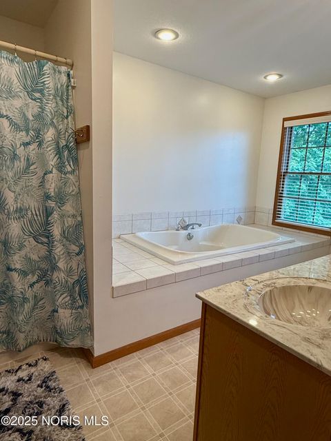 Tiny photo for 810 Greenview Avenue, Delta, OH 43515 (MLS # 10000361)