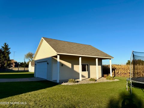 Tiny photo for 810 Greenview Avenue, Delta, OH 43515 (MLS # 10000361)