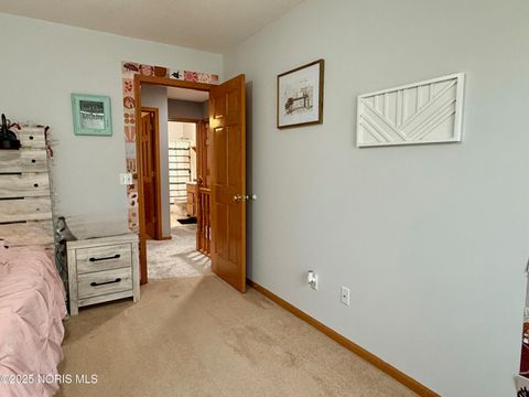 Tiny photo for 810 Greenview Avenue, Delta, OH 43515 (MLS # 10000361)