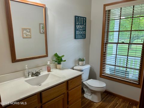 Tiny photo for 810 Greenview Avenue, Delta, OH 43515 (MLS # 10000361)