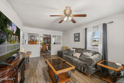 Tiny photo for 5732 Roan Road, Sylvania, OH 43560 (MLS # 10013128)